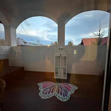 Апартаменты Attic 33 Кымпулунг-Молдовенеск Экстерьер фото