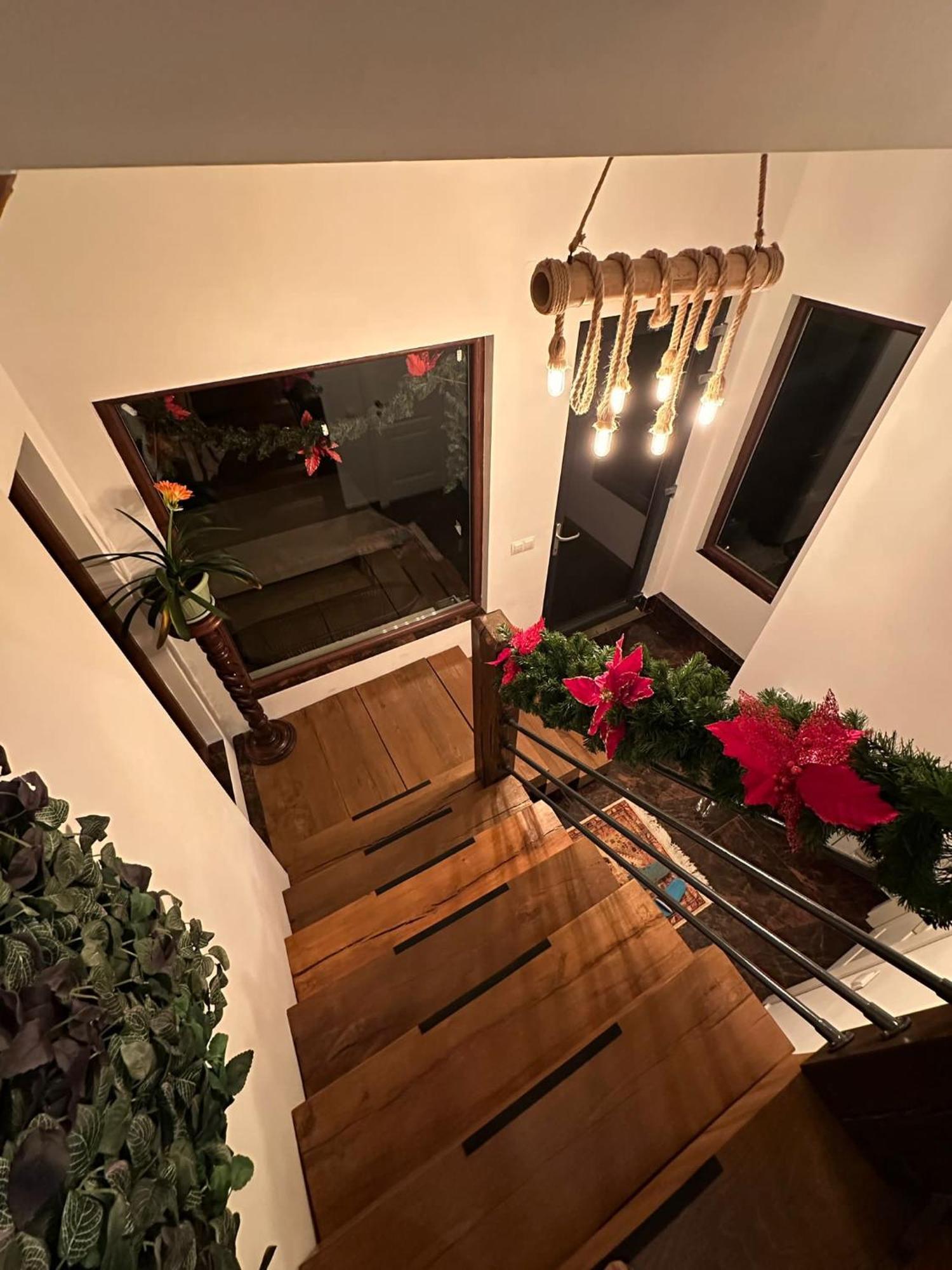 Апартаменты Attic 33 Кымпулунг-Молдовенеск Экстерьер фото